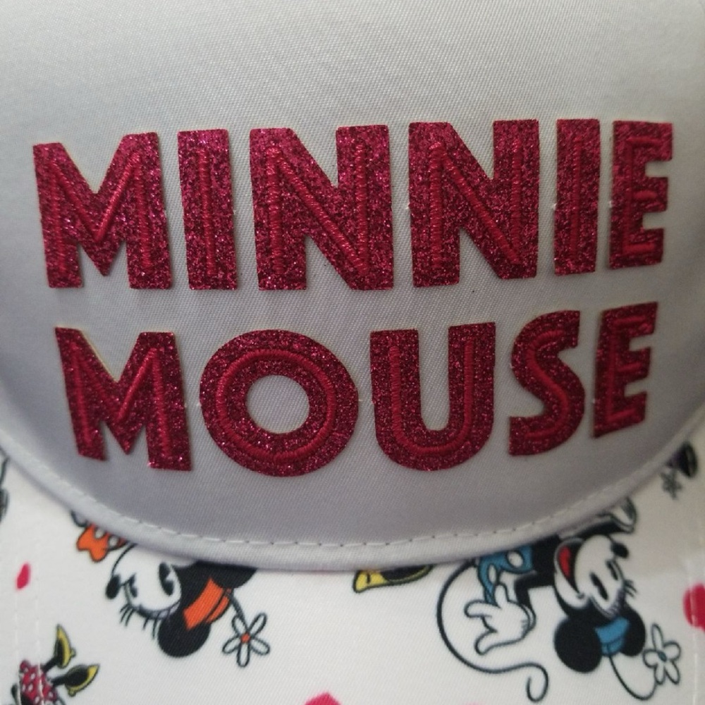 Minnie Mouse hat - Picture 2 of 7